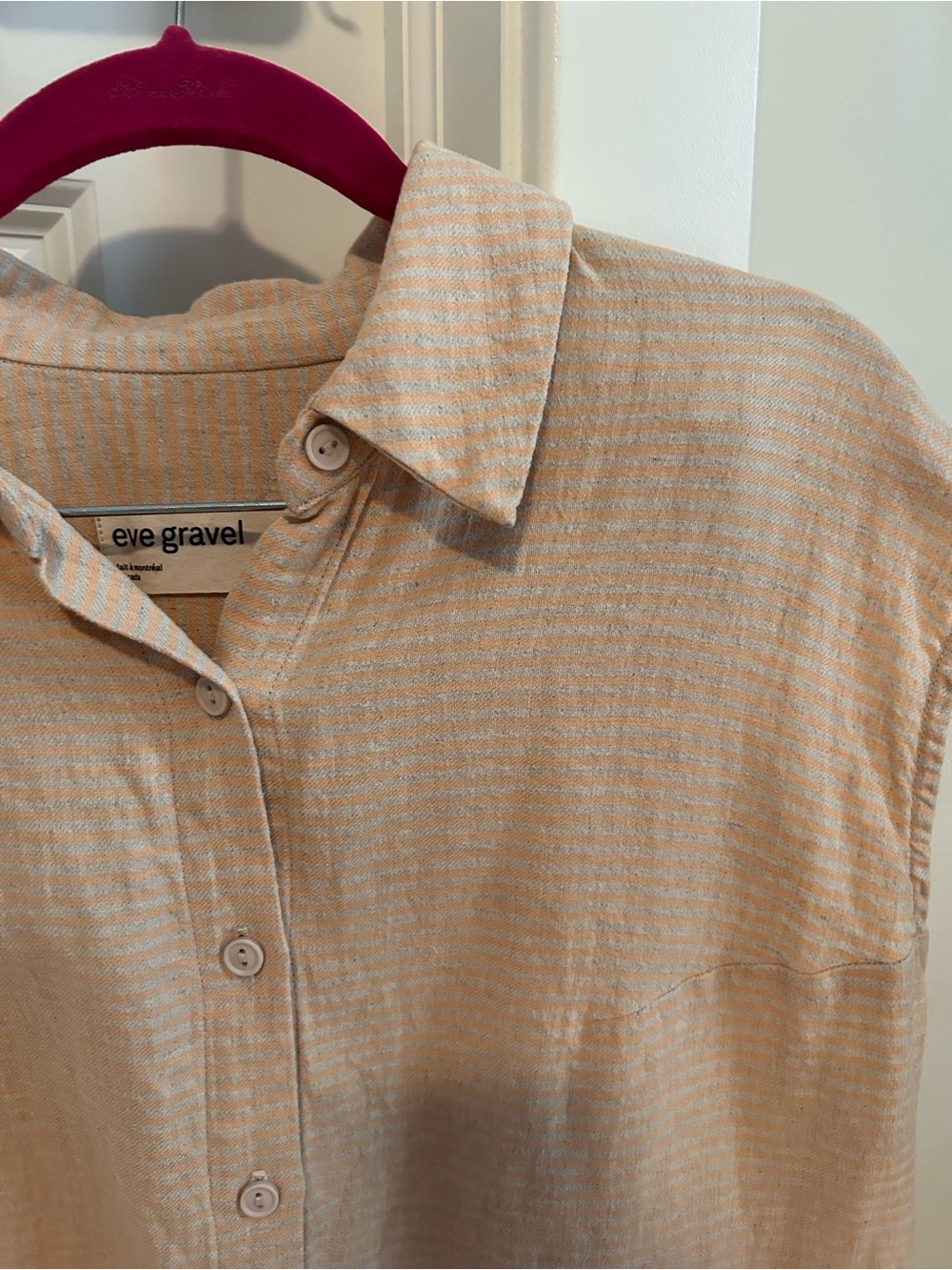 Eve Gravel Cameron Shirt: Sleeveless Linen Blend Button-Down - Picture 4 of 4